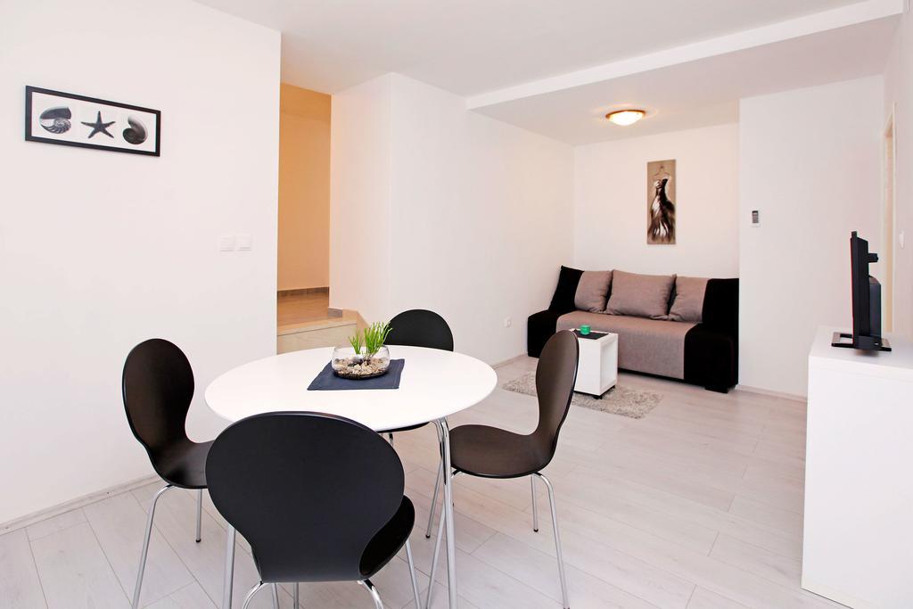 Apartments Park Vela Luka Room photo
