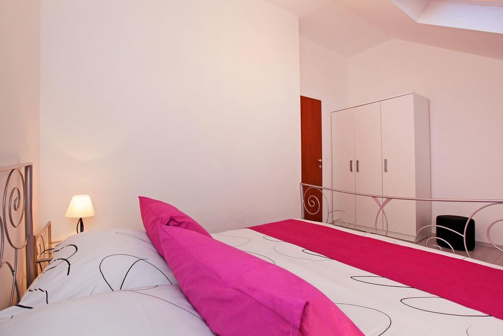 Apartments Park Vela Luka Room photo